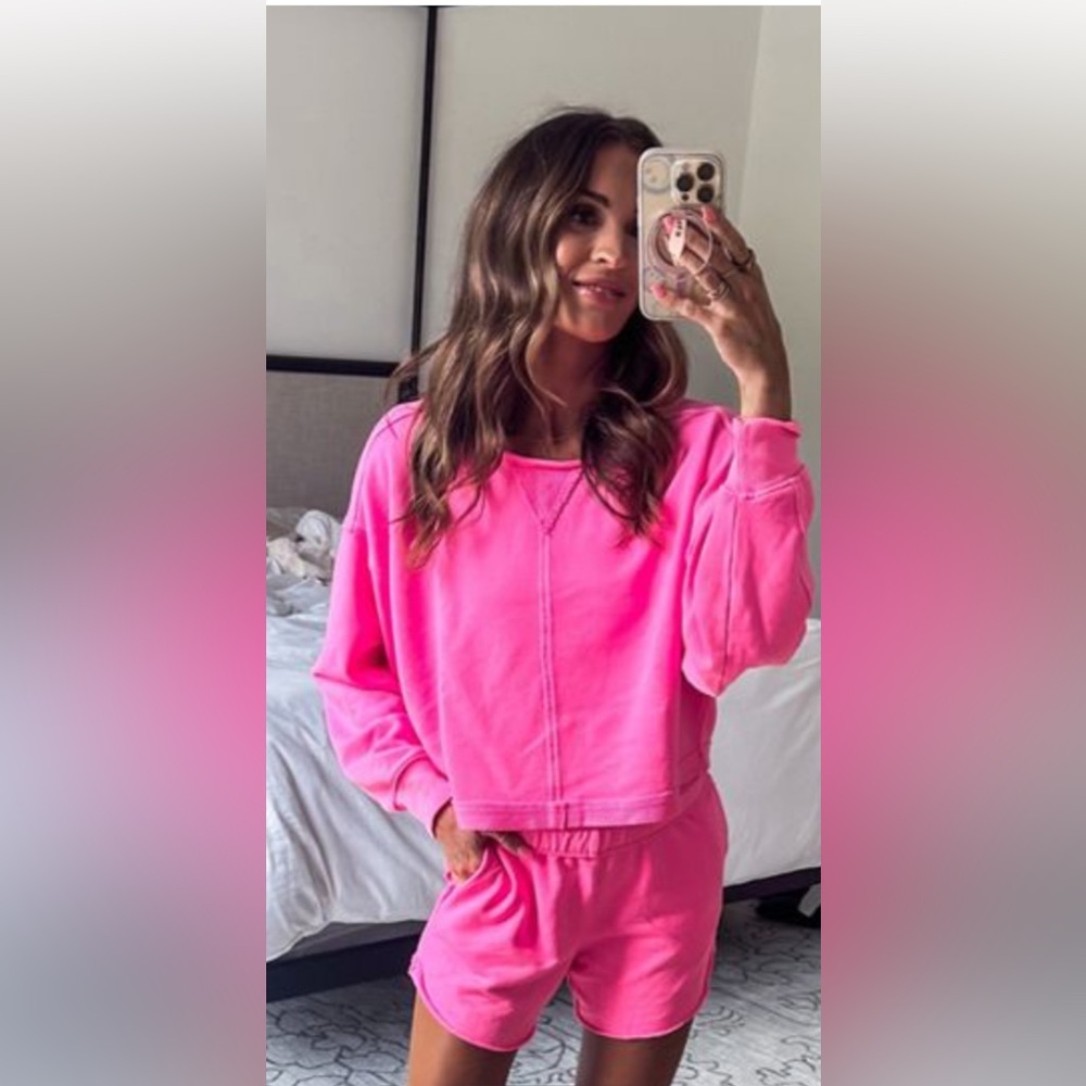 Aerie Sweatshirt NWT Hot Pink Oversized Crop Long Sleeve Top XXL